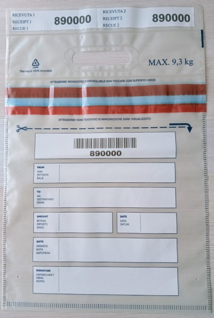 Coin Bag da 9,3 kg: La Scelta Sicura per il Trasporto di Valori